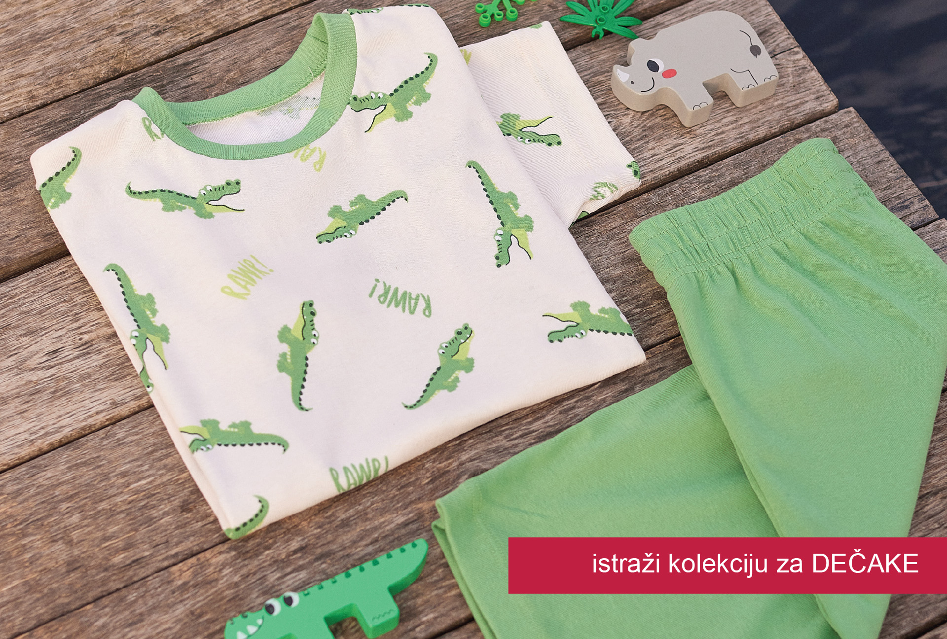 Dečija muška pidžama u zelenoj boji sa motivima krokodila